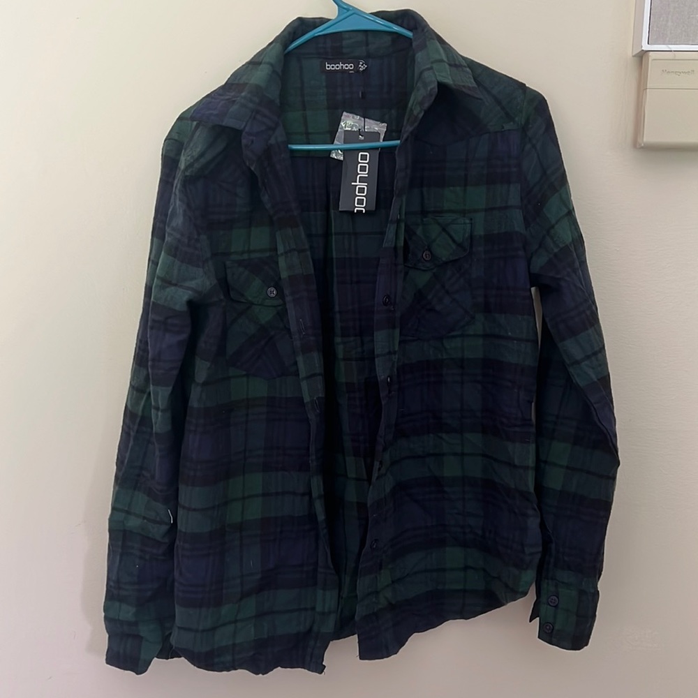 Brand NWT boohoo flannel shirt